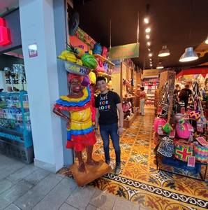 Meet your Posher, Sergio